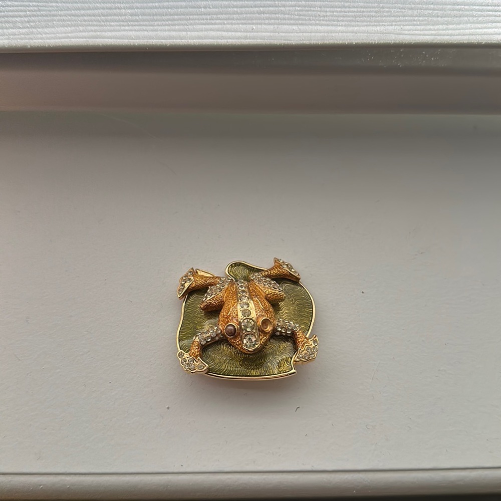 vintage jewelry rare edgar berebi limited edition the frog prince pin brooch